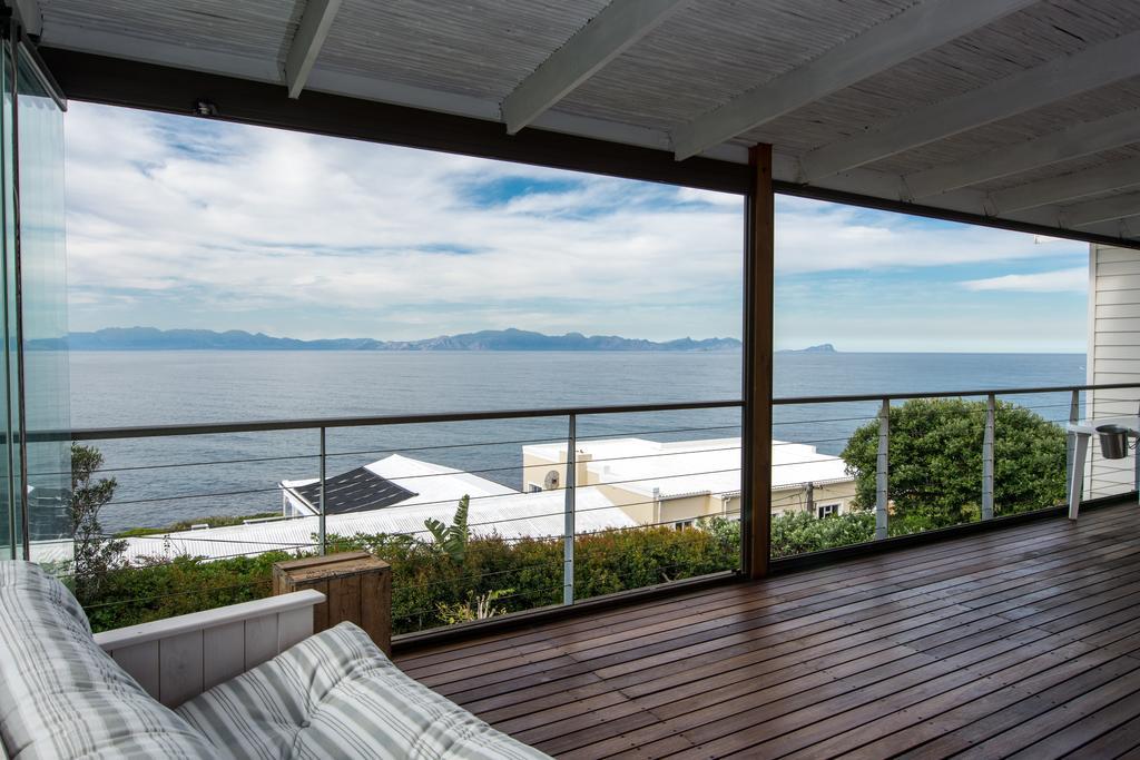 Quarterdeck Holiday Apartment Кейптаун Екстериор снимка