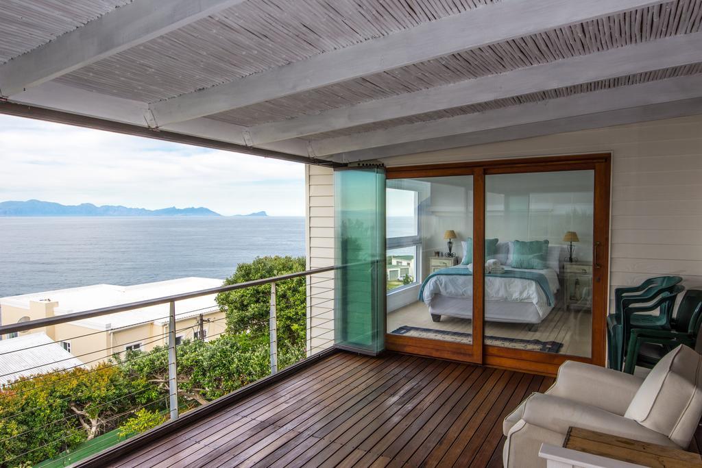 Quarterdeck Holiday Apartment Кейптаун Екстериор снимка
